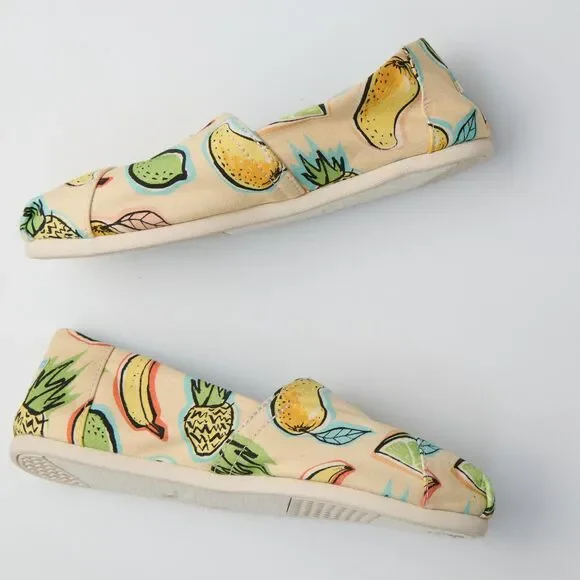 Toms Womens 6.5 Venice Collection Fruit Print Canvas Flats Summer Casual Fun - Picture 2 of 7